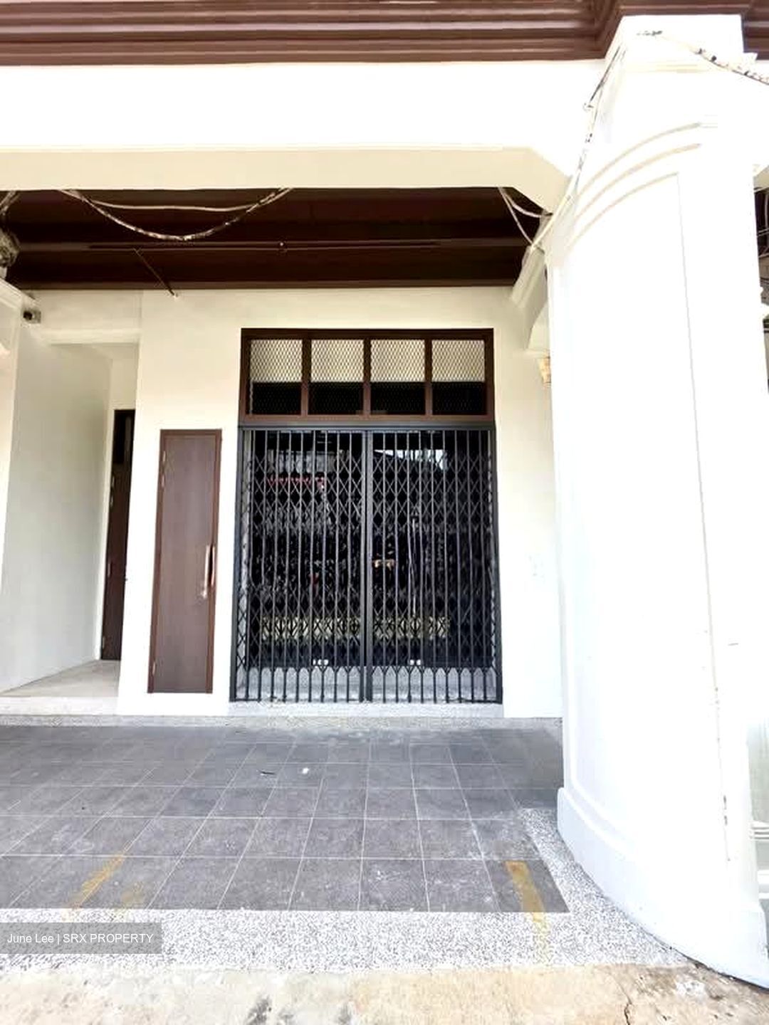 Serangoon Road (D8), Office #594019391